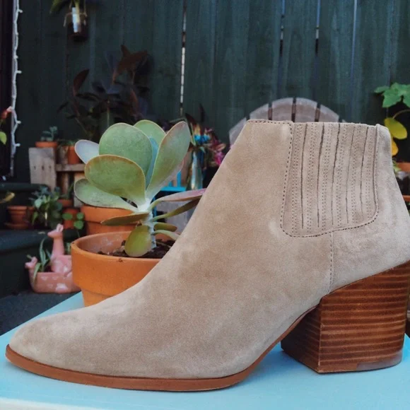 1. State Camel Colored “Jemore” Booties, size 11M - Picture 11 of 16